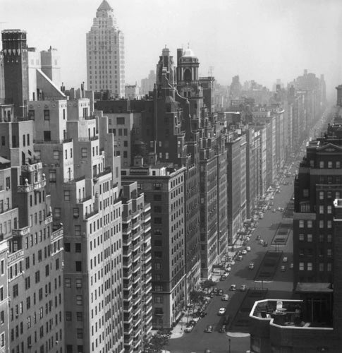 Slim Aarons - Park Avenue, New York City, 1953